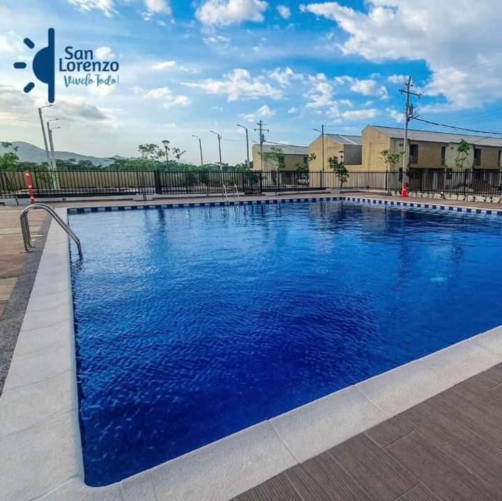 Casa Agradable Con Estacionamiento Privado Holiday home *